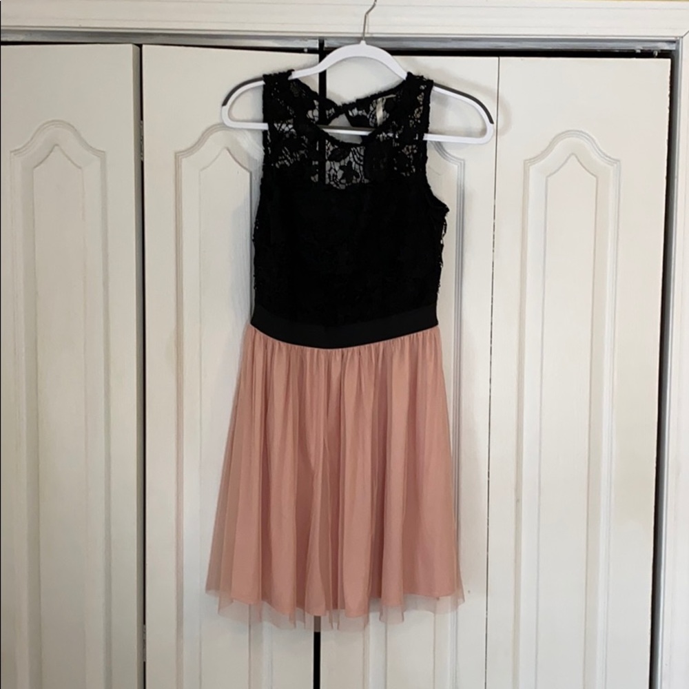 Women’s dress
